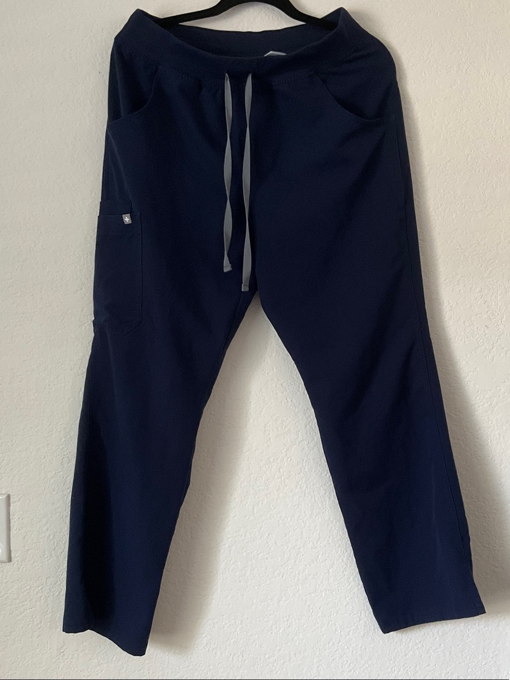Figs Women’s Kade Cargo Medium Petite Navy Blue